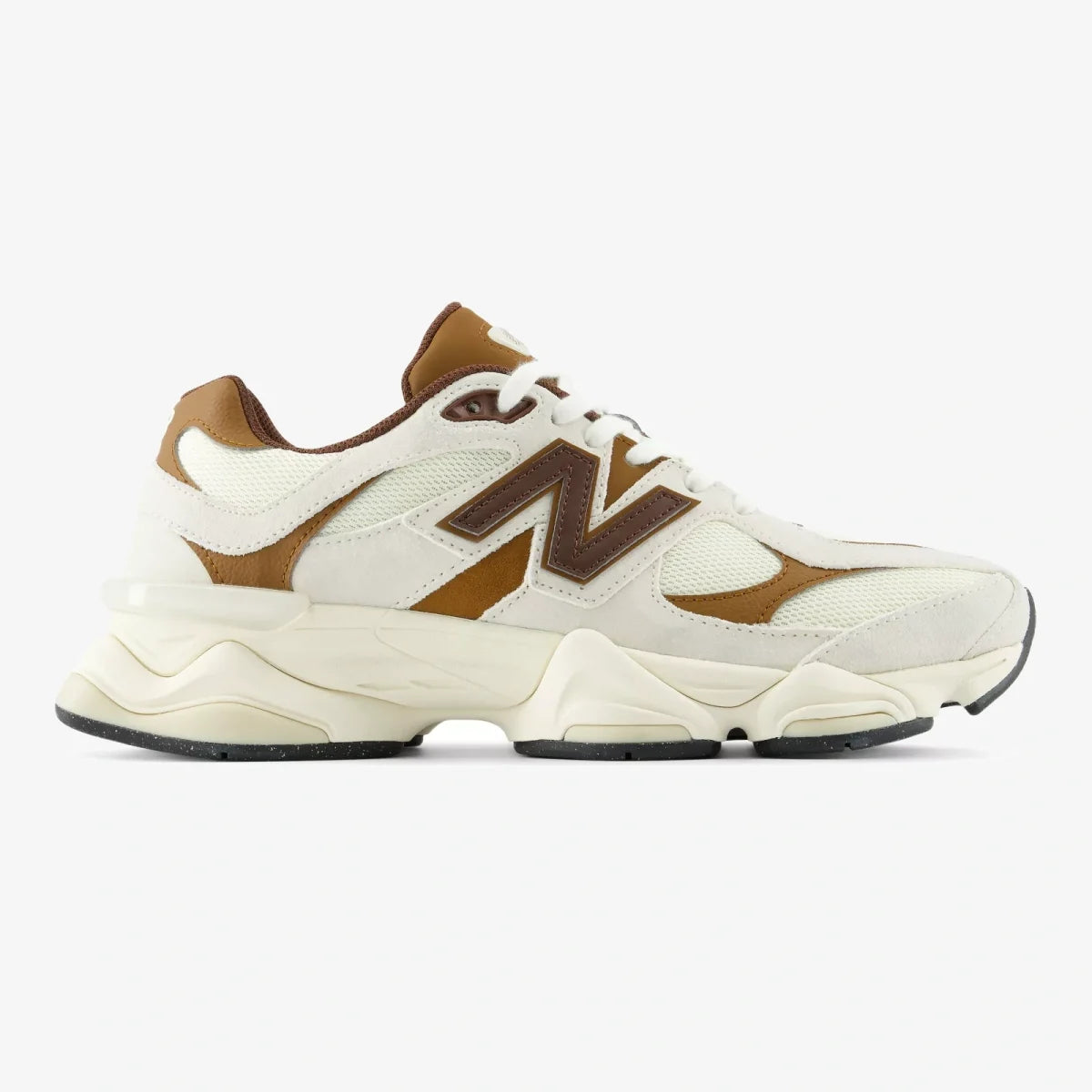 New Balance 9060 ‘Breakfast Tea Angora’