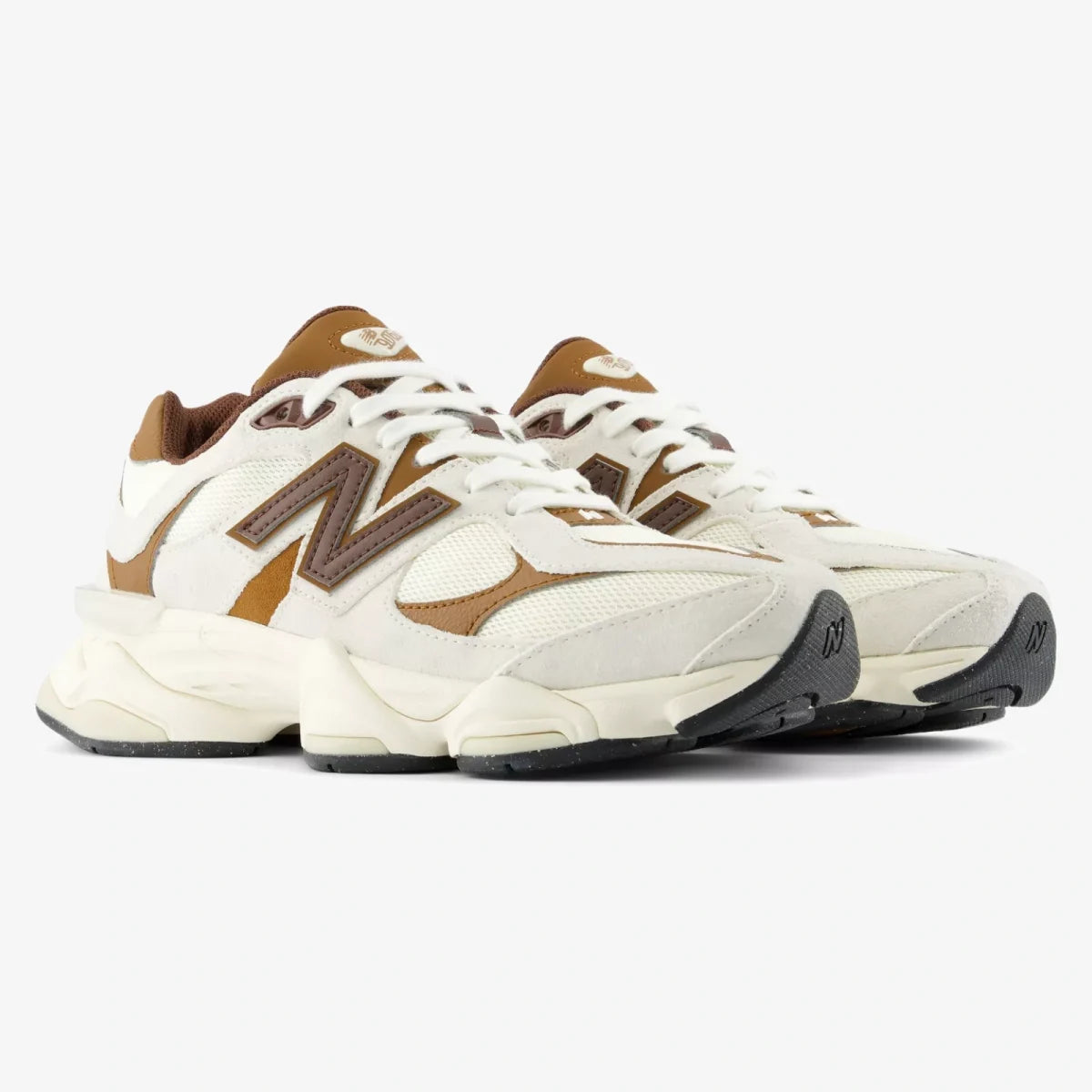New Balance 9060 ‘Breakfast Tea Angora’