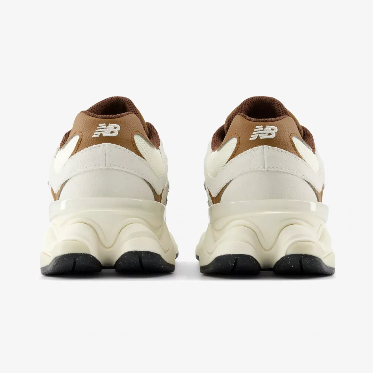 New Balance 9060 ‘Breakfast Tea Angora’