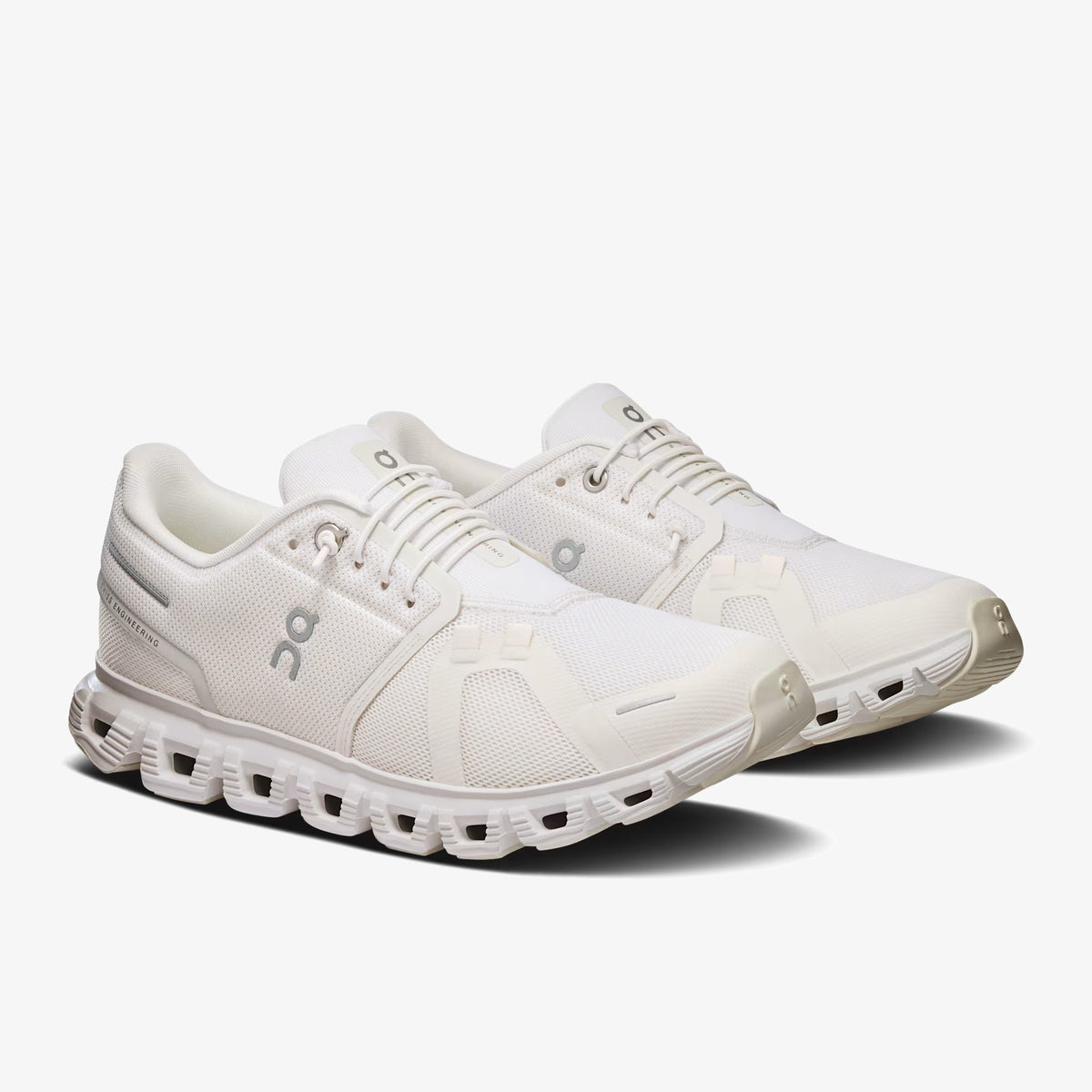 ON Wmns Cloud 6 ‘Triple White’