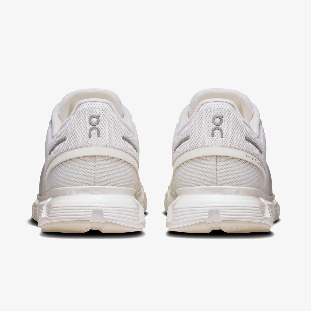 ON Wmns Cloud 6 ‘Triple White’
