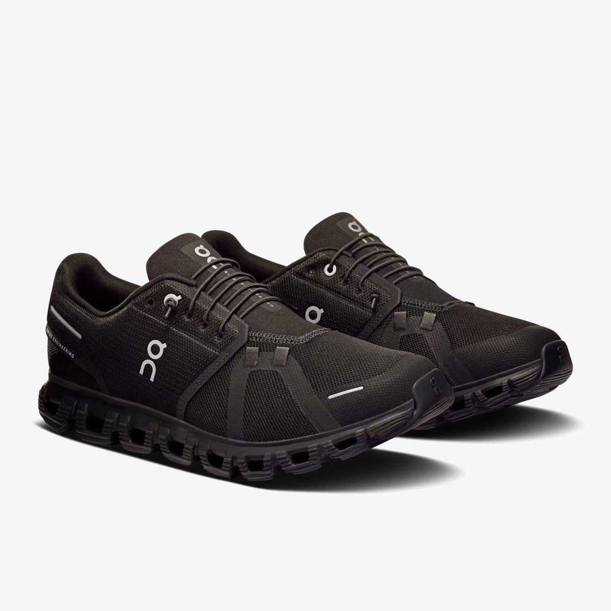 ON Cloud 6 ‘Triple Black’