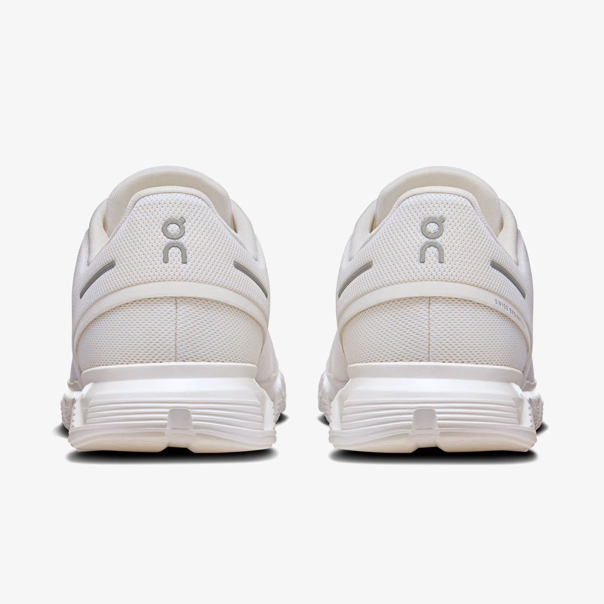 ON Cloud 6 ‘Triple White’